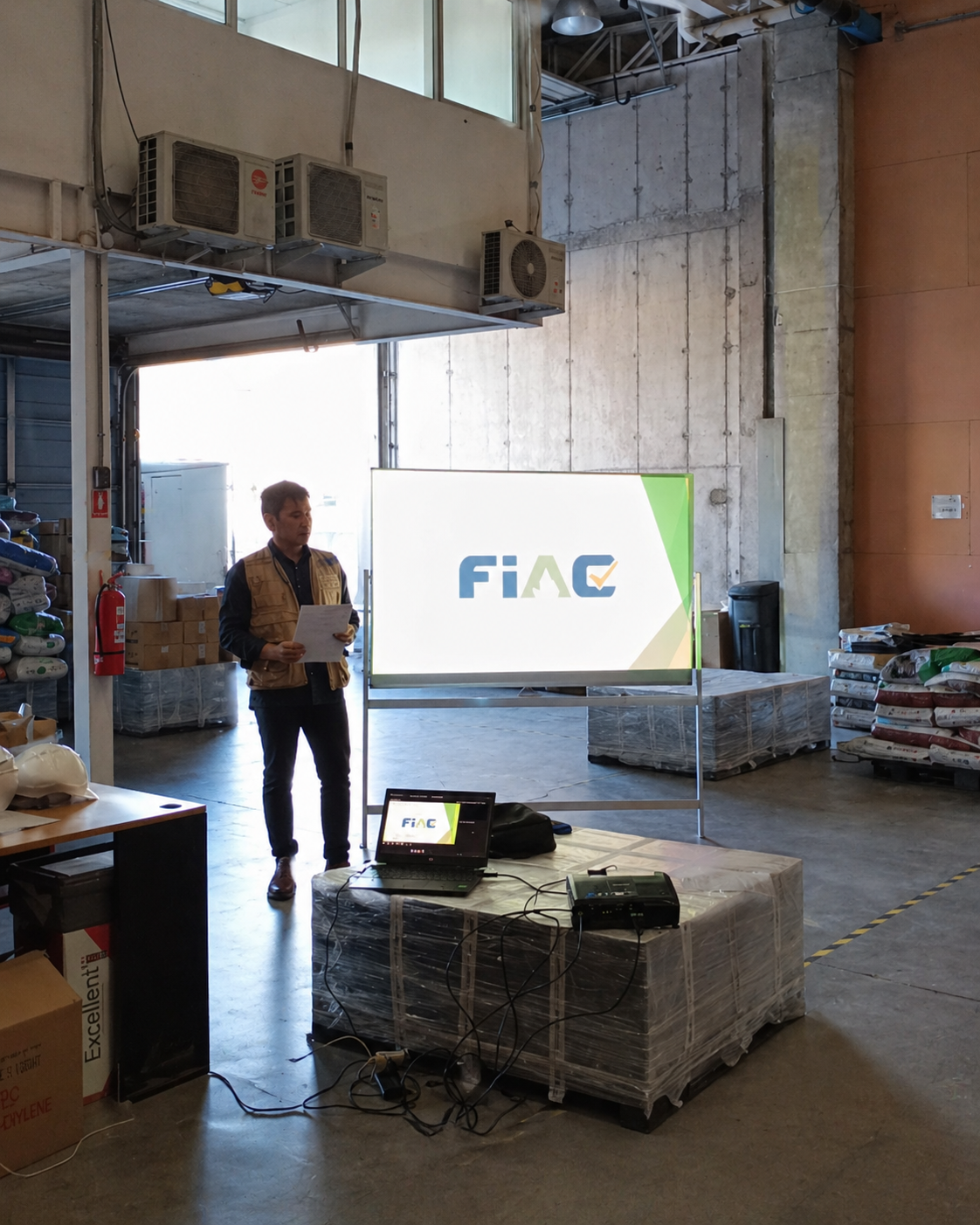Equipo FIAC en faena
